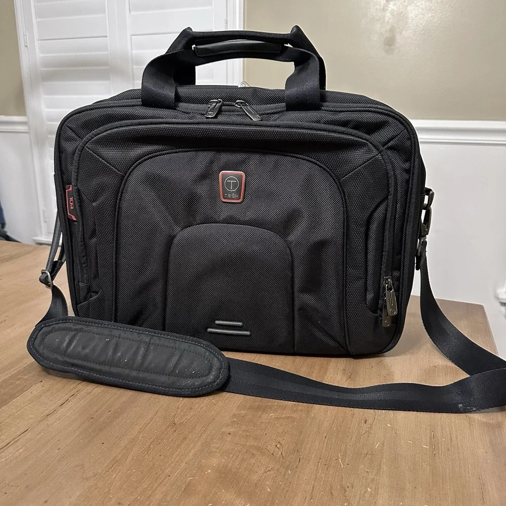Tumi T-Tech 67555D T-Pass TSA Presidio Travel Expandable Laptop Bag Briefcase